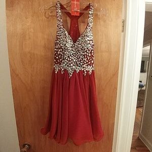 Semi formal dress size small